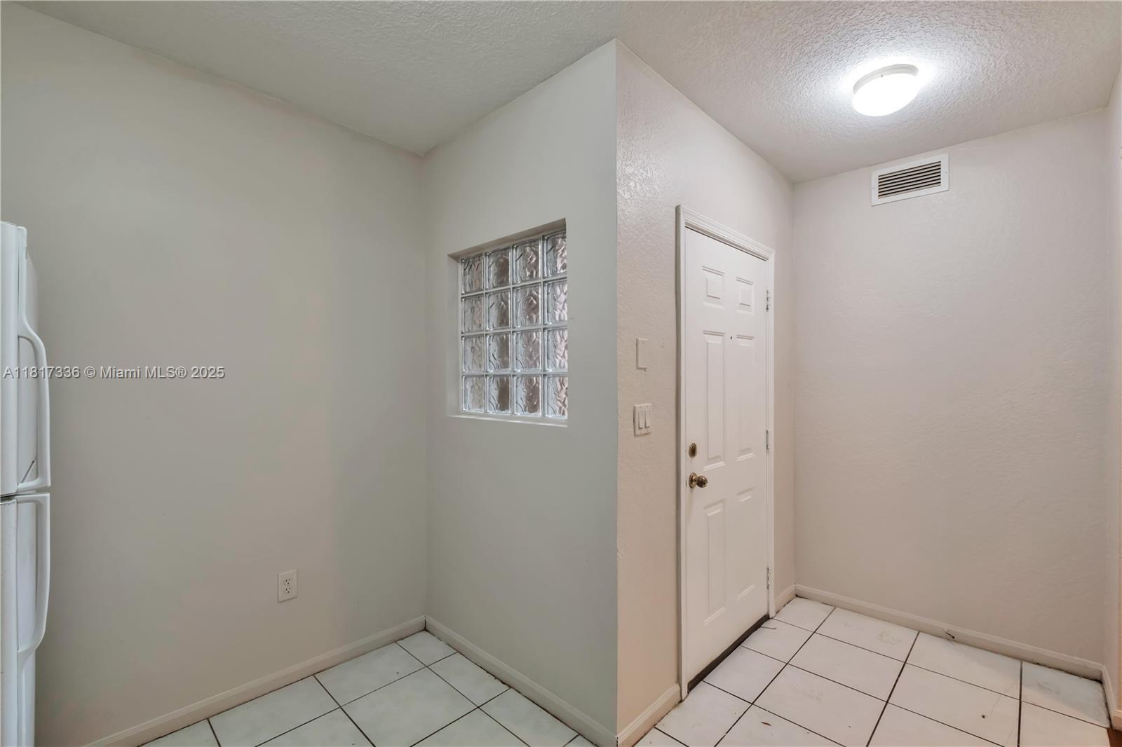 1103 Golden Lakes Blvd #1013, West Palm Beach, Florida image 17