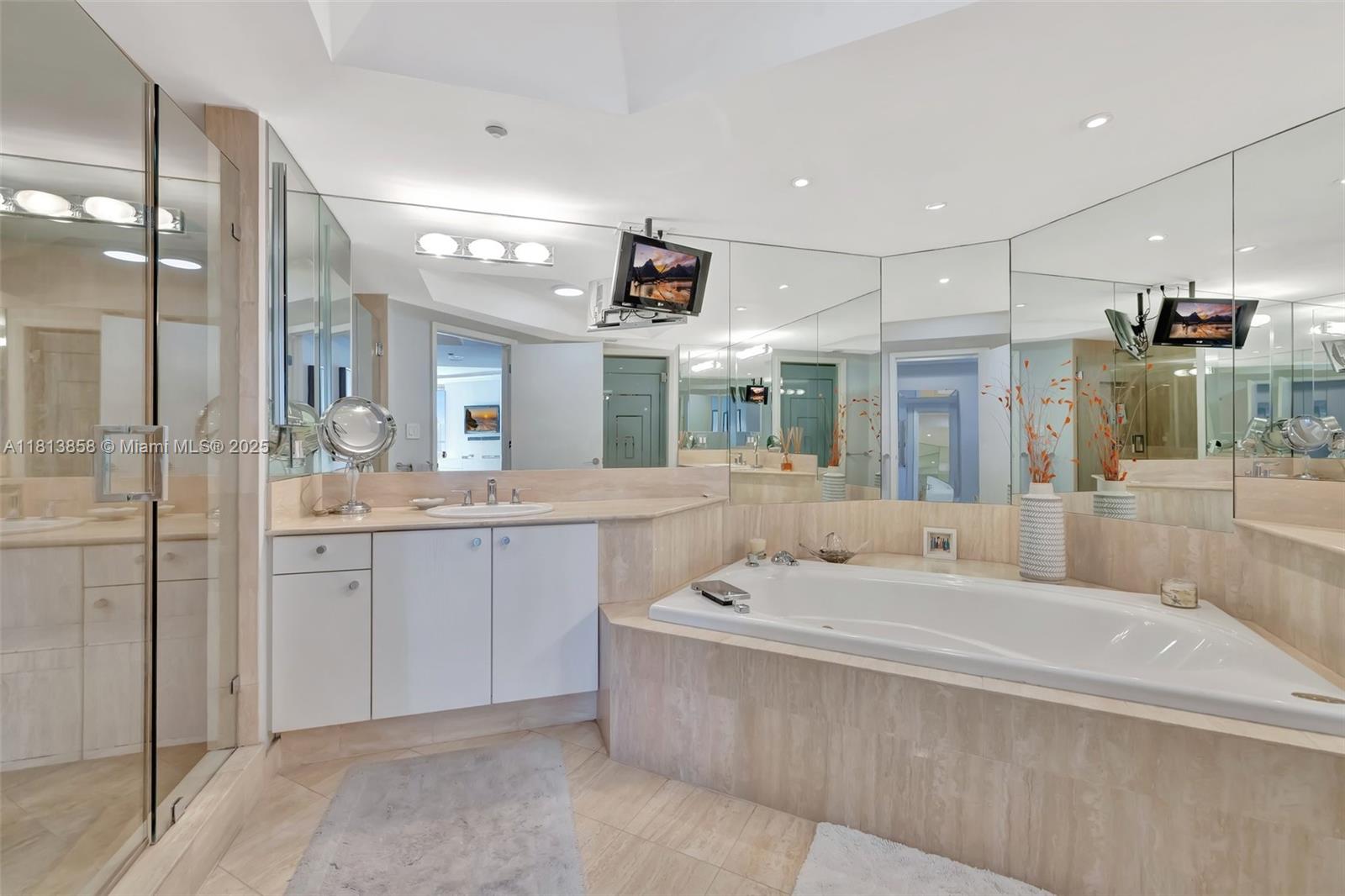 7000 Island Blvd #1701, Aventura, Florida image 30