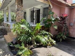 1262 SW 4th St, Miami, Florida image 1