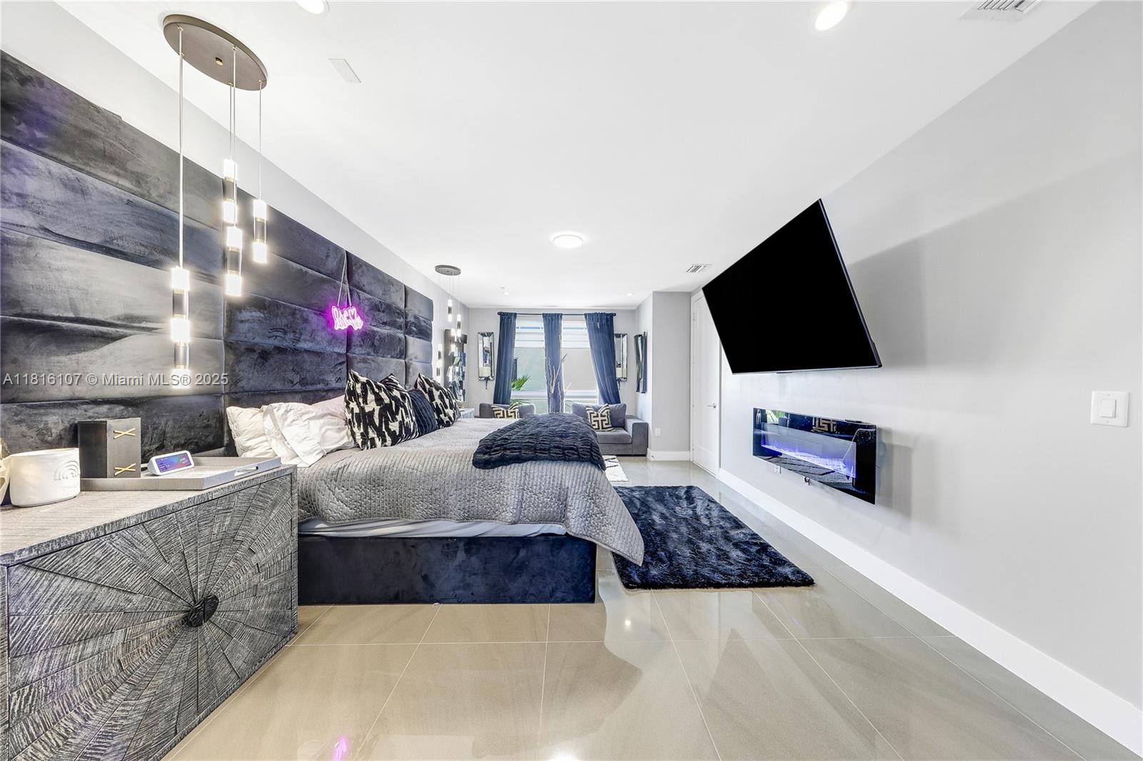 10465 NW 66th St, Doral, Florida image 21