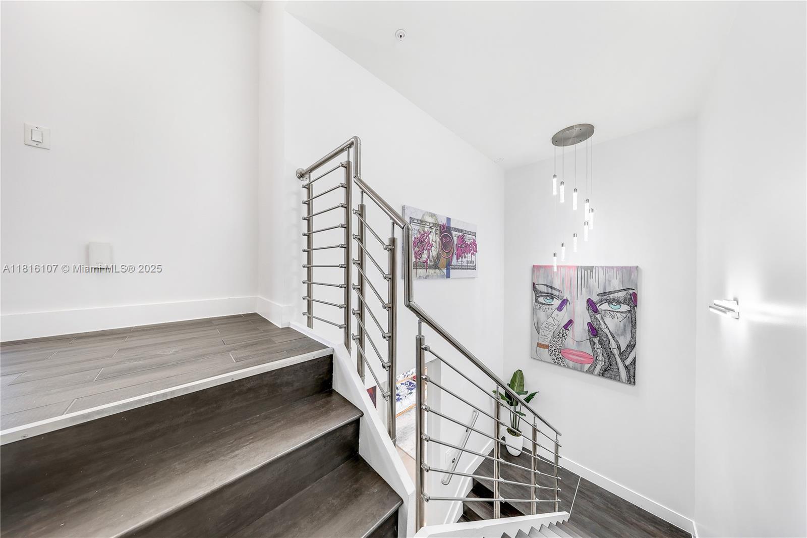 10465 NW 66th St, Doral, Florida image 31