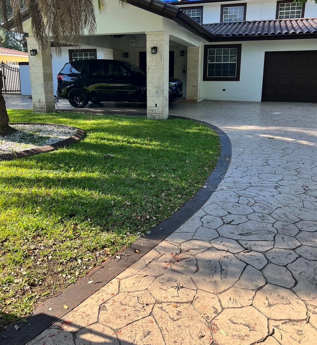 6284 SW 26th St, Miami, Florida image 1