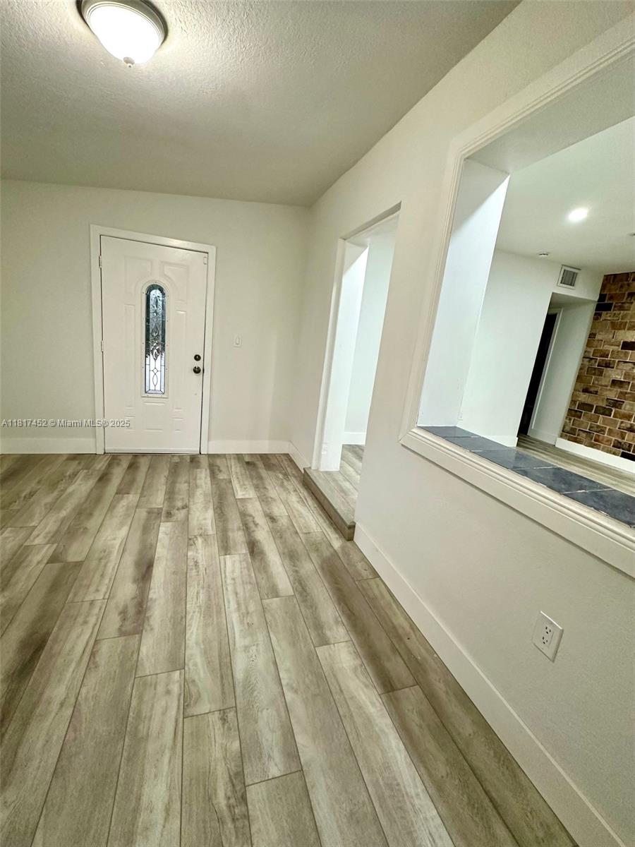 550 NW 199th St, Miami Gardens, Florida image 9