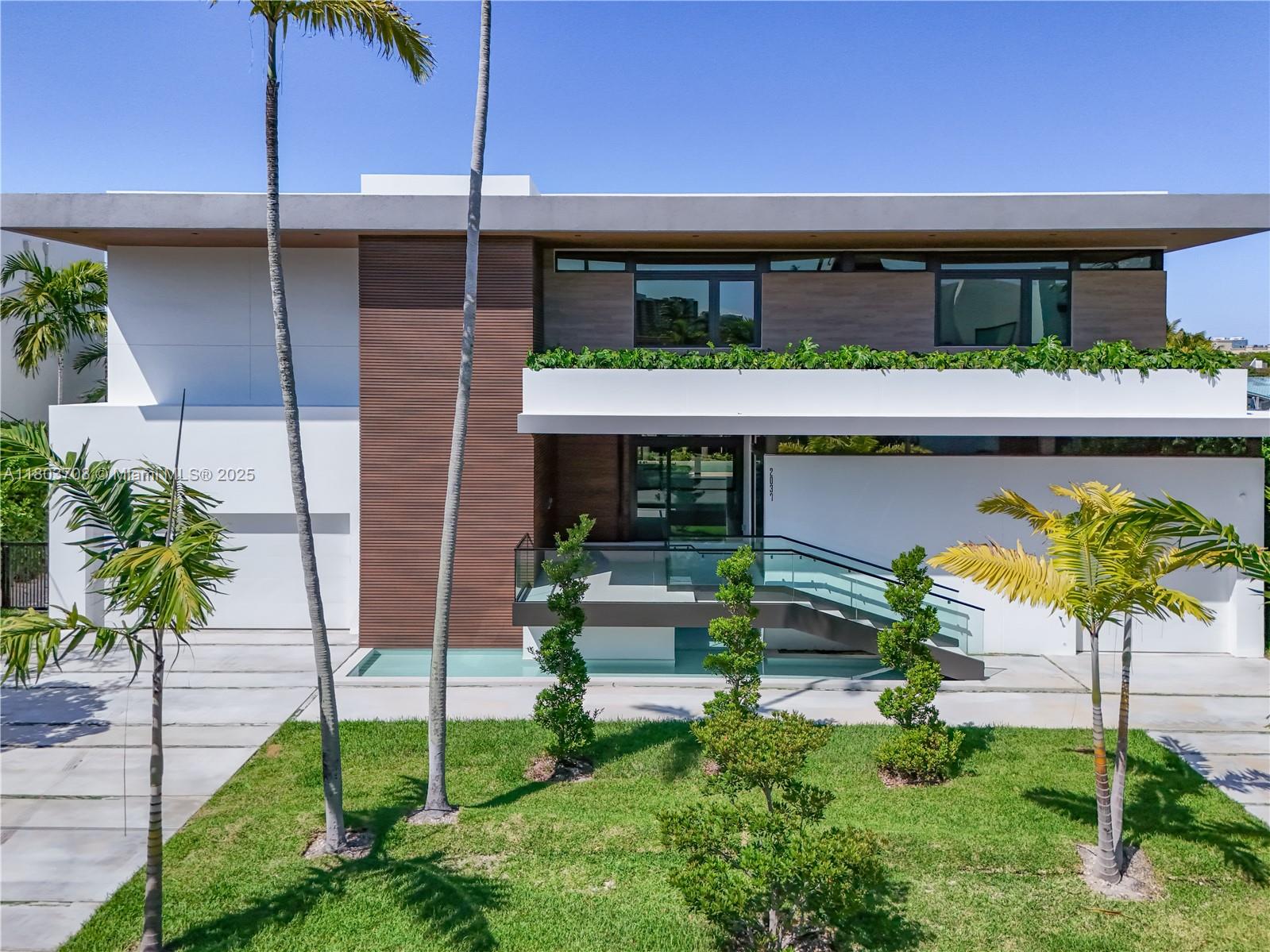2037 121st Rd, North Miami, Florida 33181