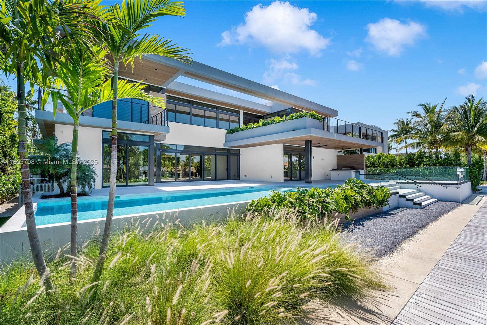 2037 NE 121st Rd, North Miami, Florida image 2