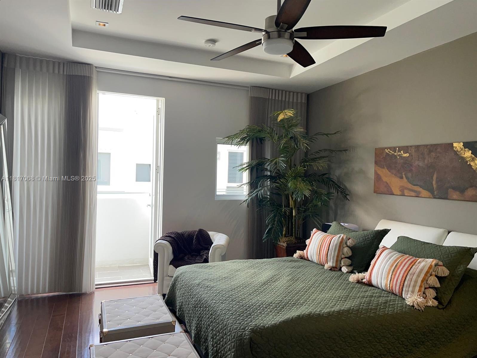 9157 NW 33rd St, Doral, Florida image 11