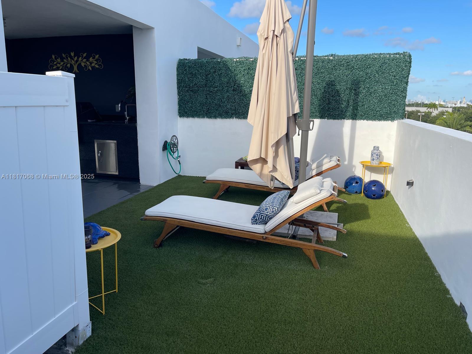 9157 NW 33rd St, Doral, Florida image 27