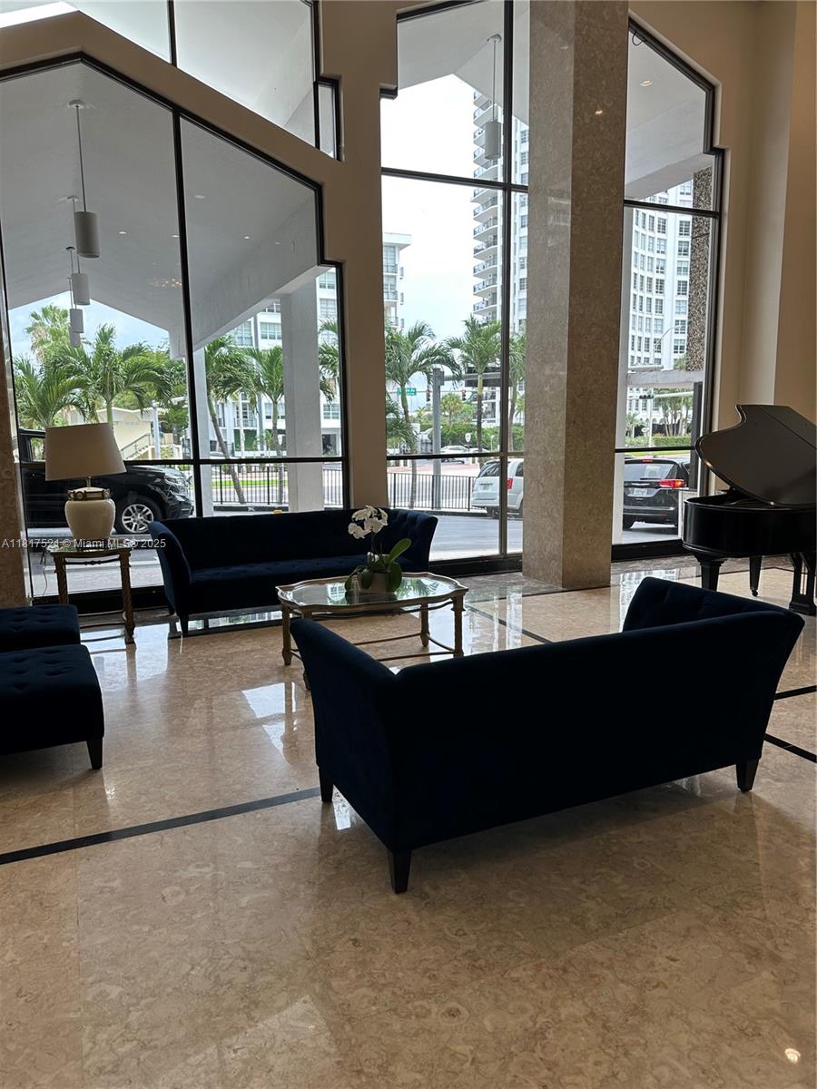 5601 Collins Ave #923, Miami Beach, Florida image 36