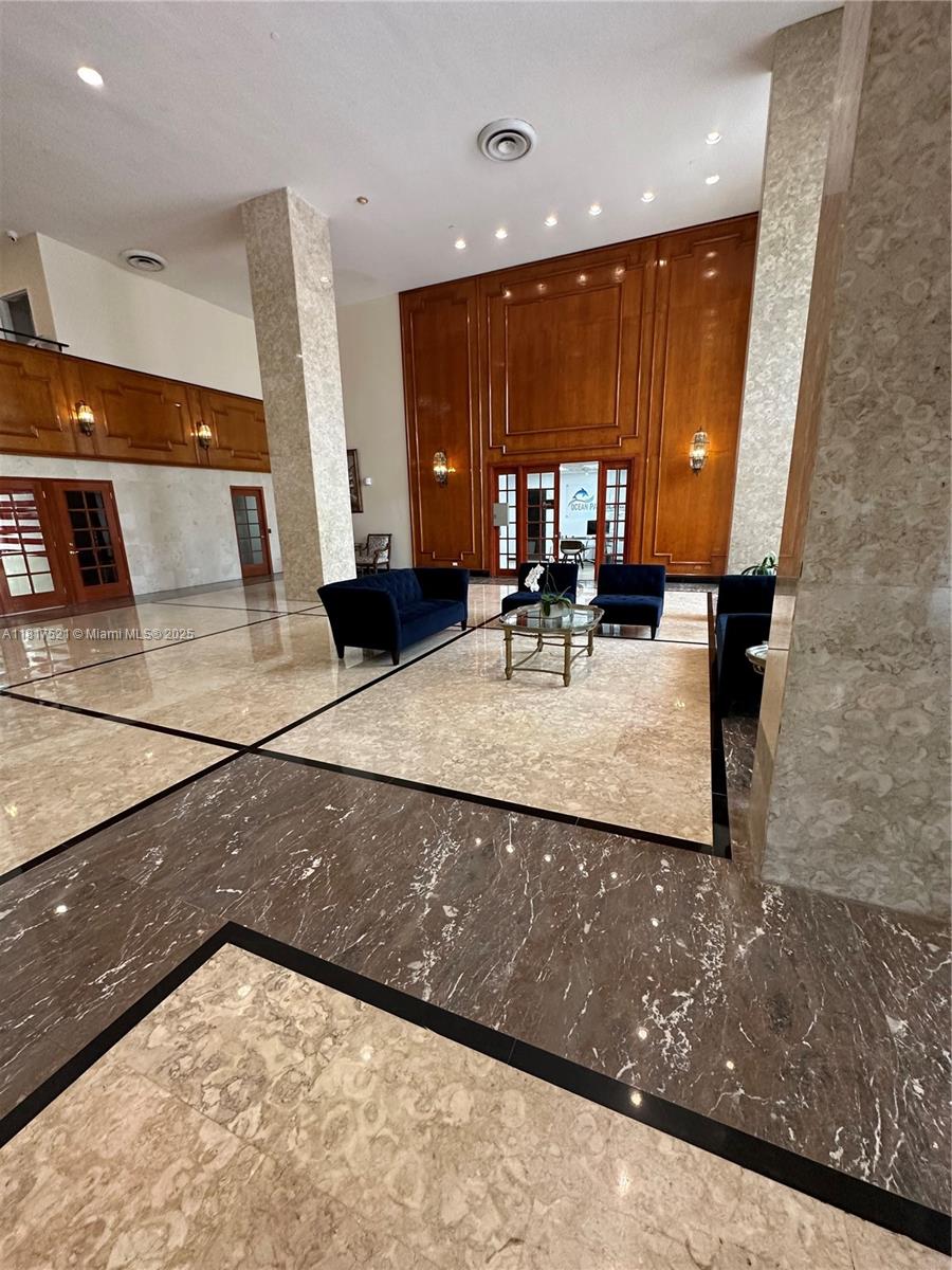 5601 Collins Ave #923, Miami Beach, Florida image 37