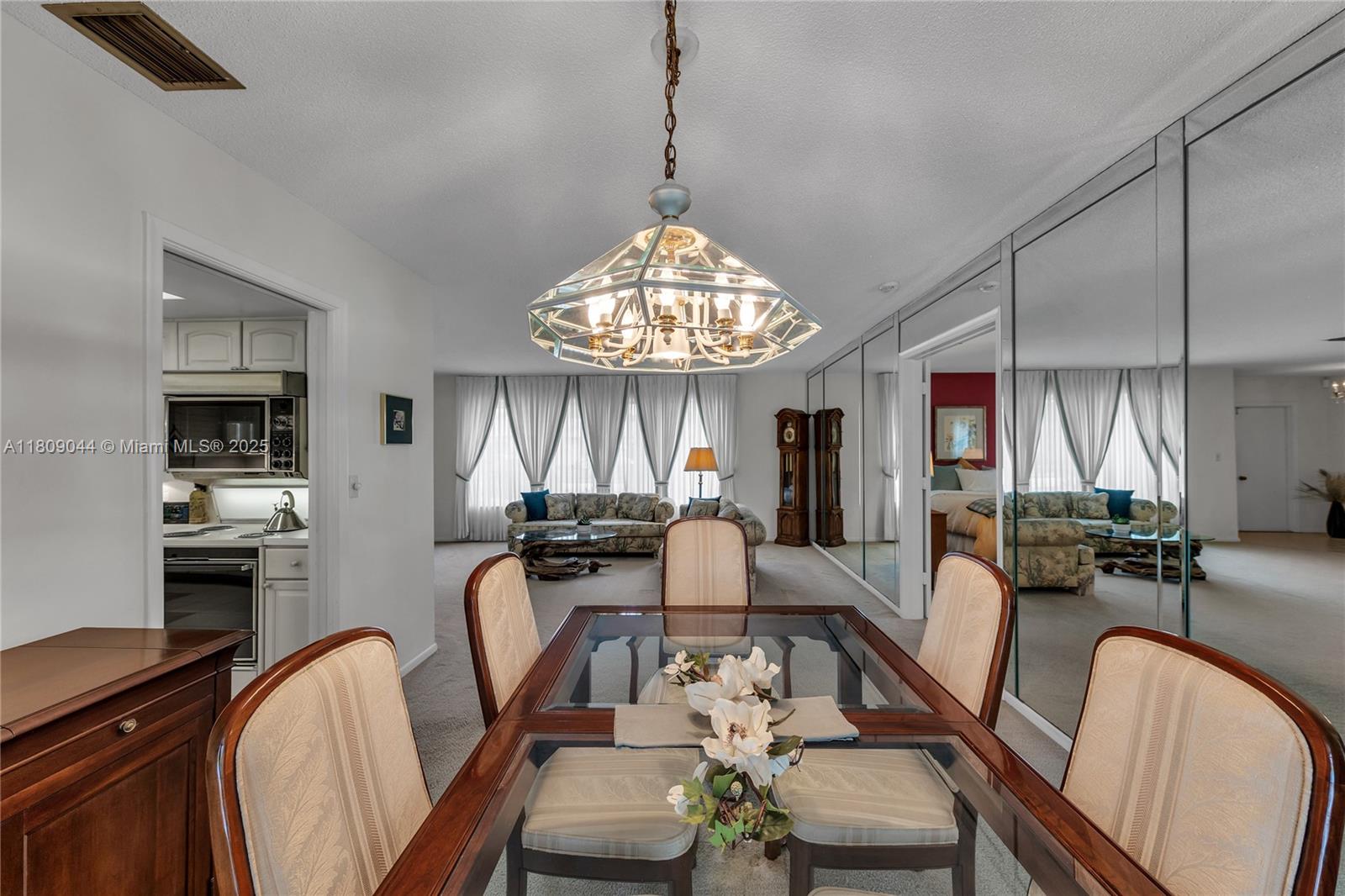 7541 SW 9th St, Plantation, Florida image 14