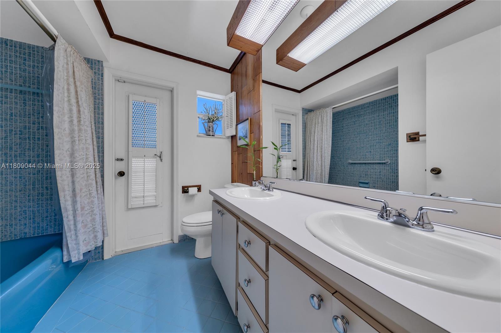 7541 SW 9th St, Plantation, Florida image 42