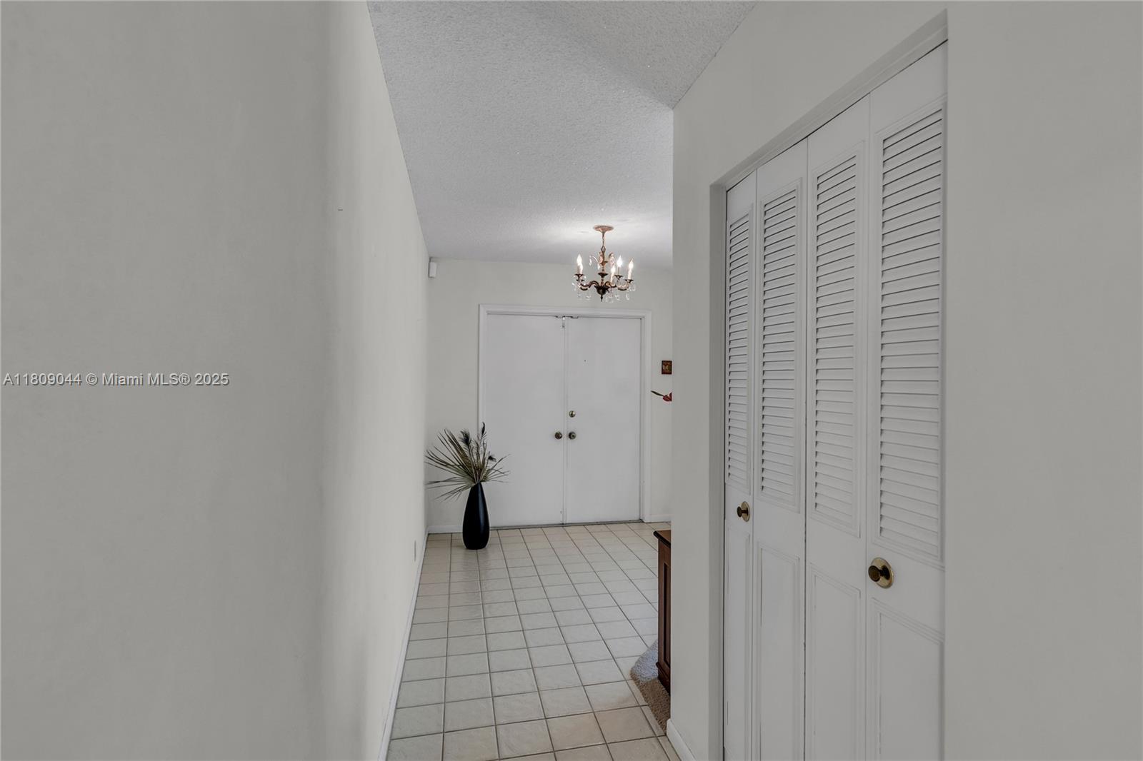 7541 SW 9th St, Plantation, Florida image 5