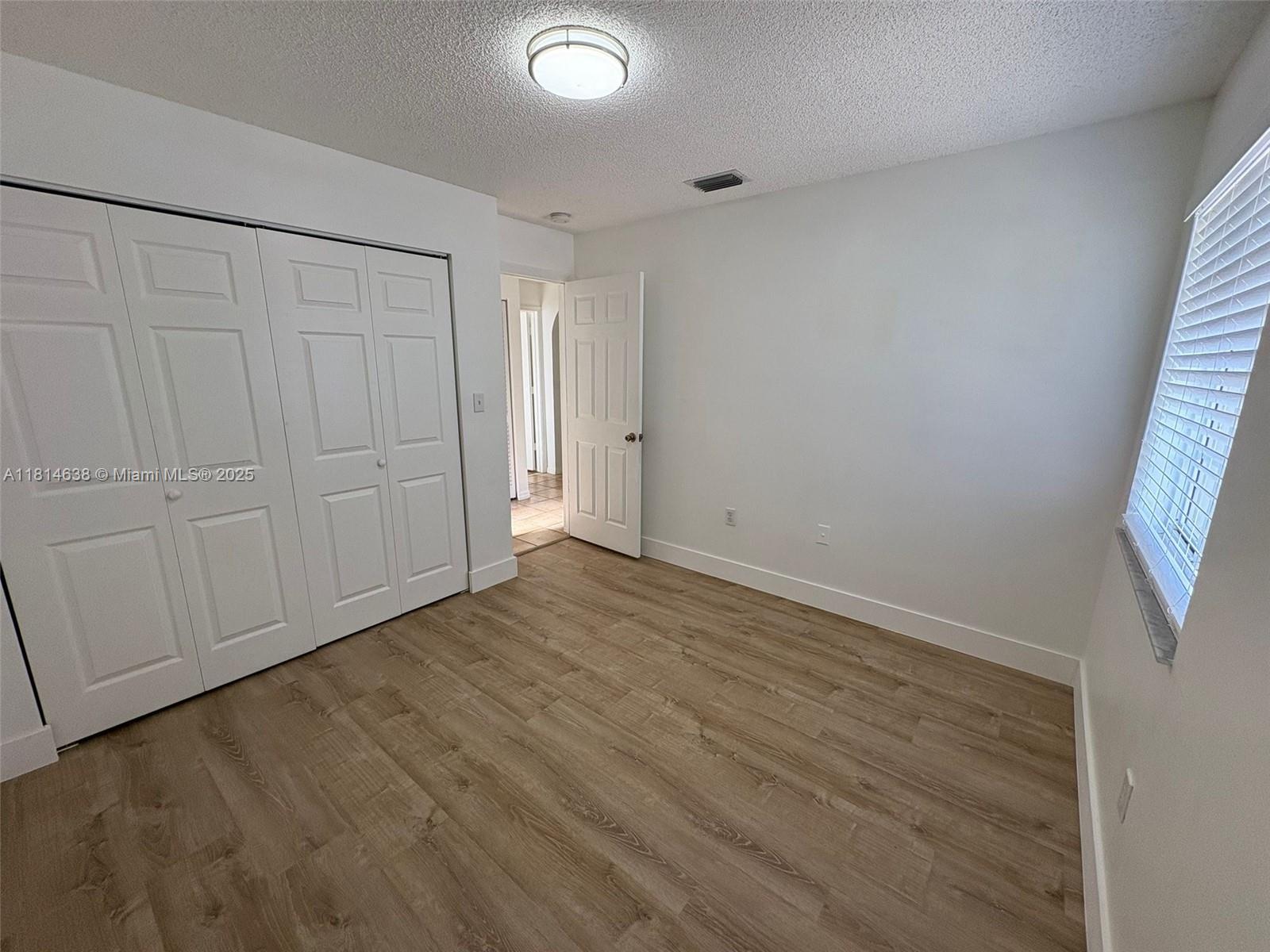 7601 NW 166th Ter, Hialeah, Florida image 11