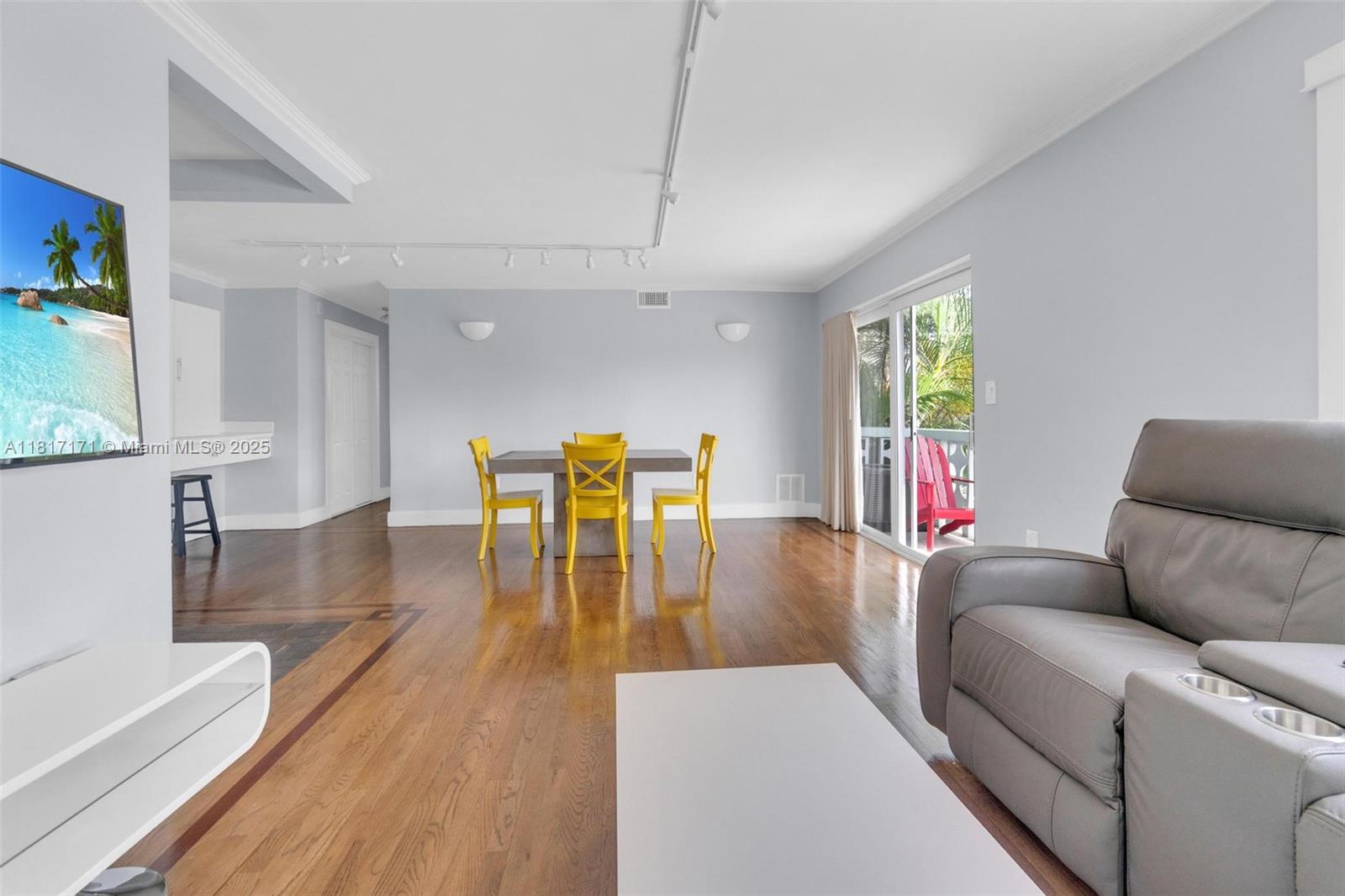 1100 11th St #208, Miami Beach, Florida image 6
