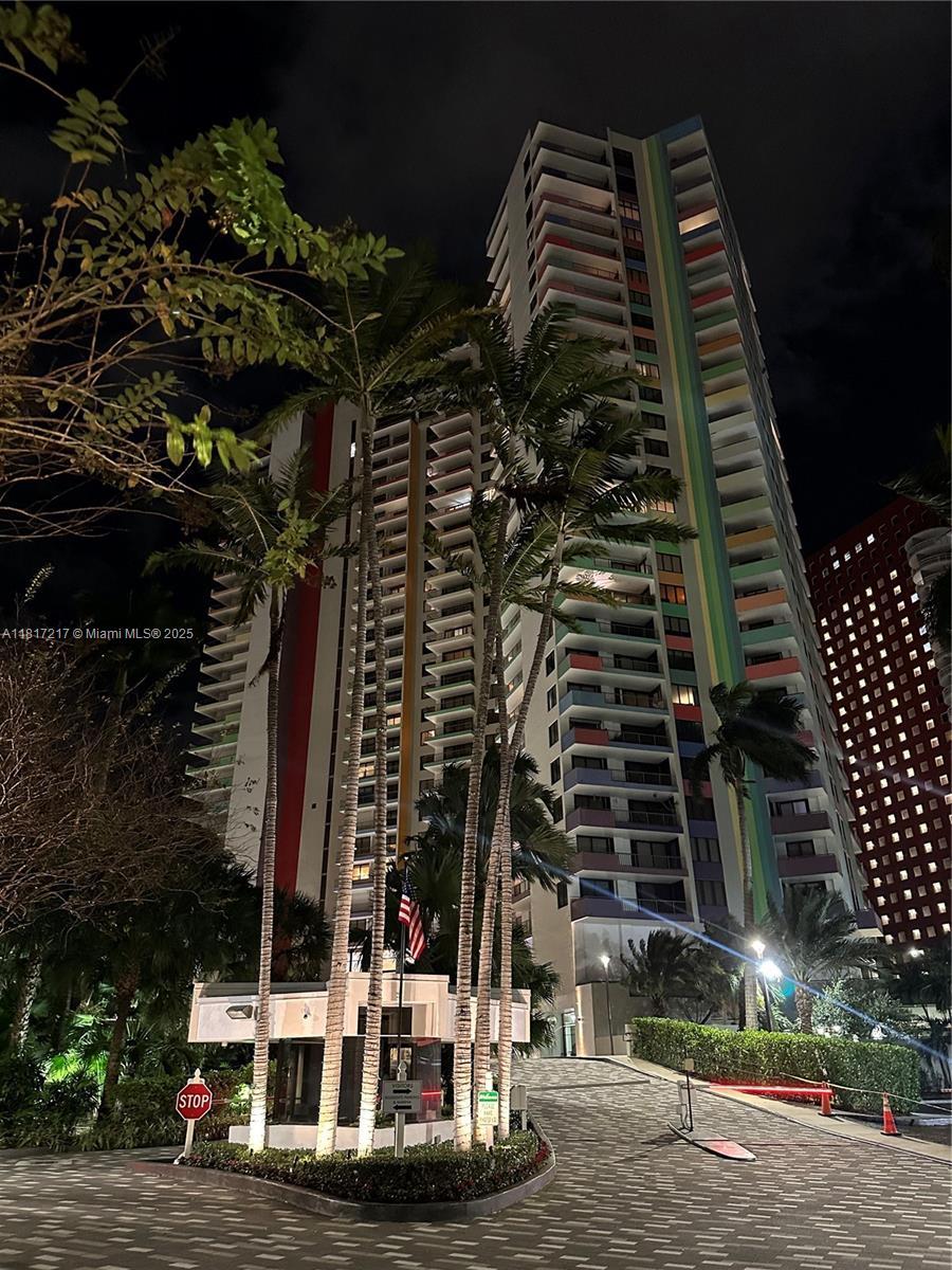 1581 Brickell Ave #PH108, Miami FL 33129