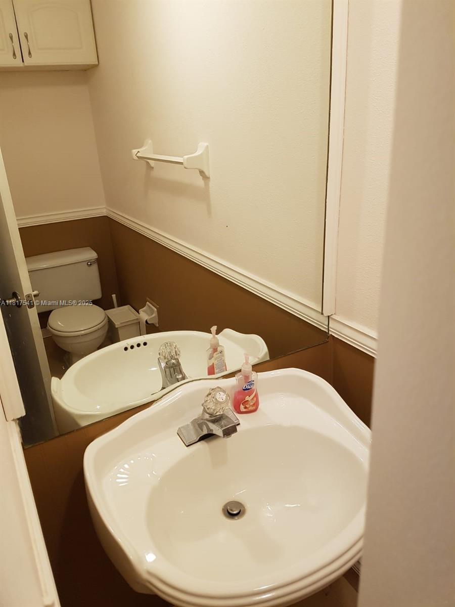 3740 Inverrary Dr #3D, Lauderhill, Florida image 16
