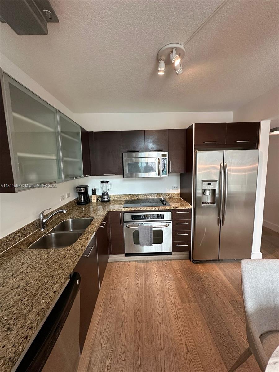 Property photo # 9