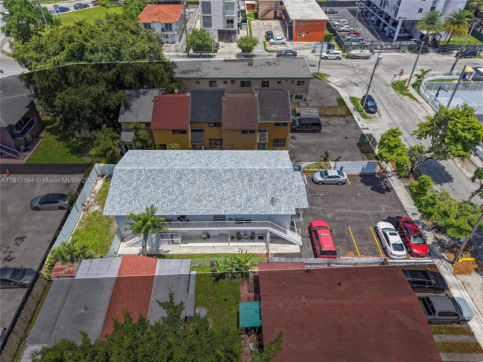 1621 NW 16th St, Miami, Florida image 13