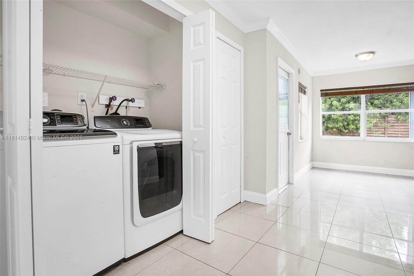5433 NE 1st Ave, Oakland Park, Florida image 15