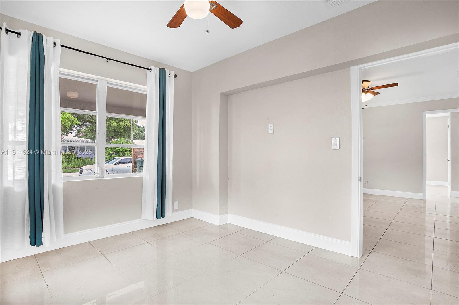 5433 NE 1st Ave, Oakland Park, Florida image 18