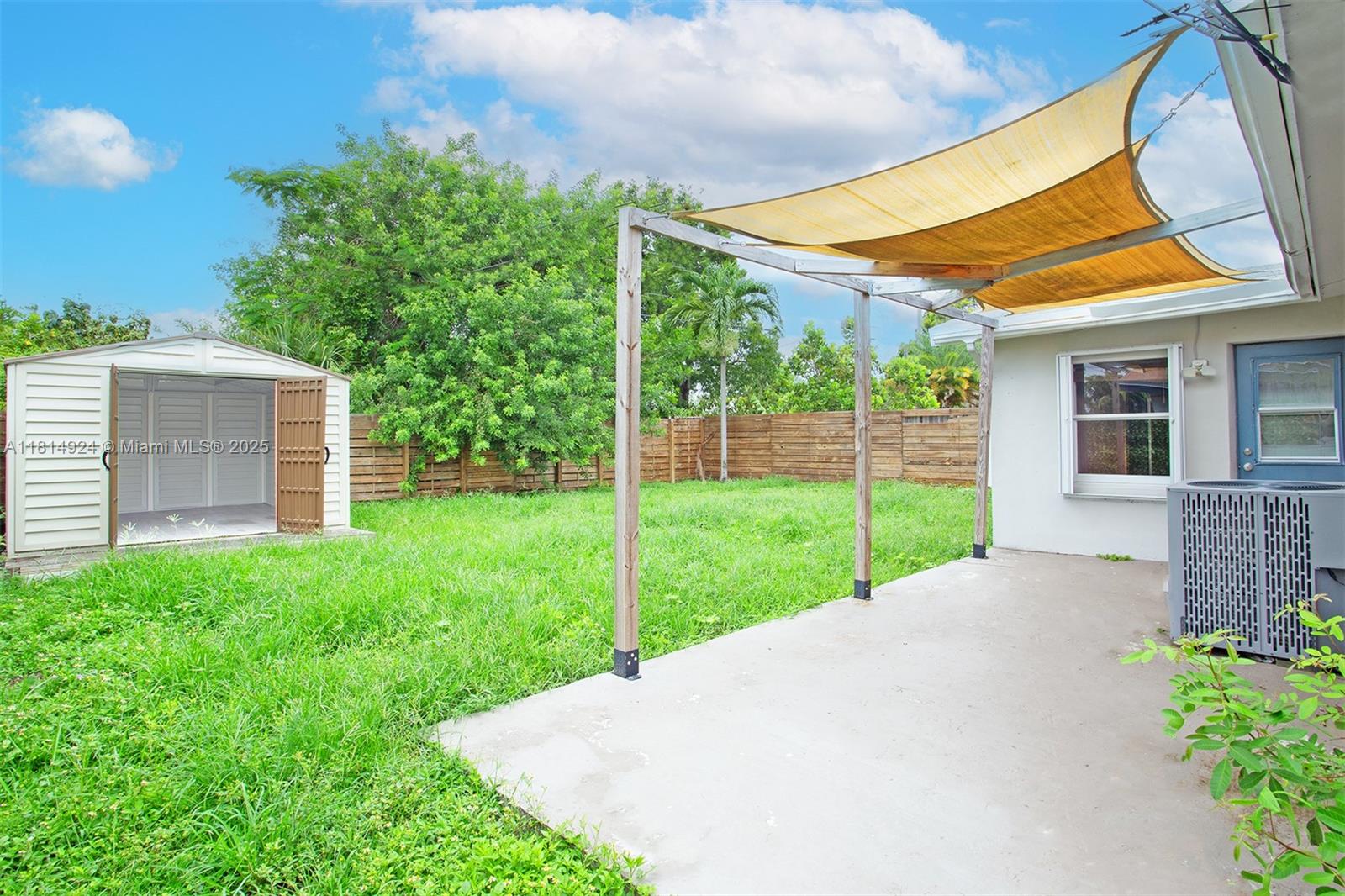 5433 NE 1st Ave, Oakland Park, Florida image 31