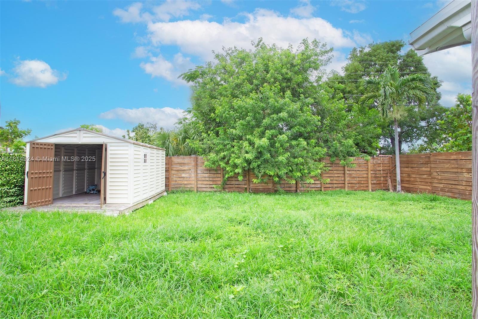 5433 NE 1st Ave, Oakland Park, Florida image 33