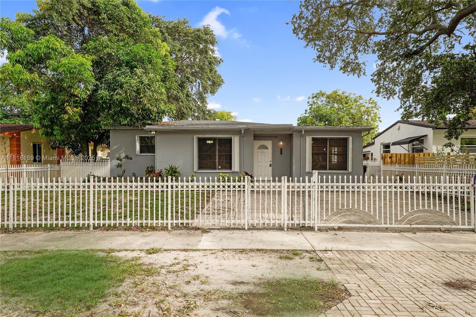 1104 NE 157th St, North Miami Beach, Florida image 1