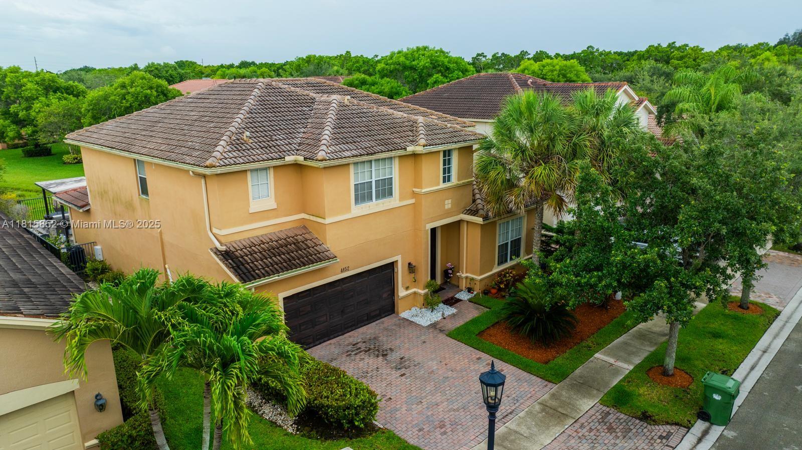 4452 Rainbow Ave, Weston, Florida image 3