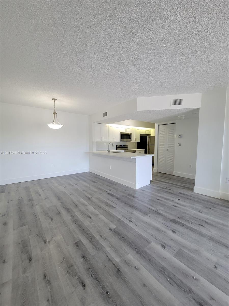 8600 SW 212th St #305, Cutler Bay, Florida image 3