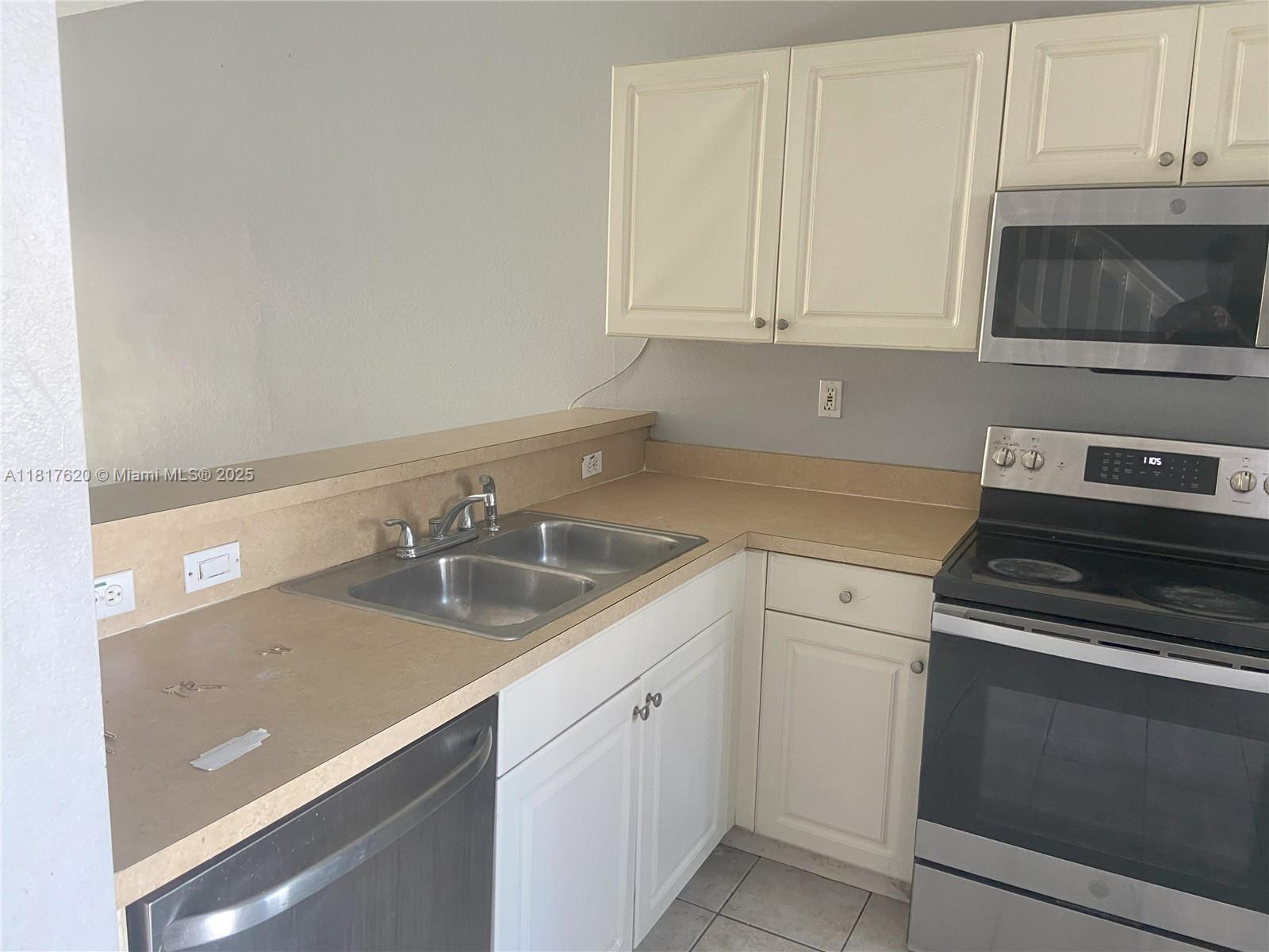 Property photo # 8
