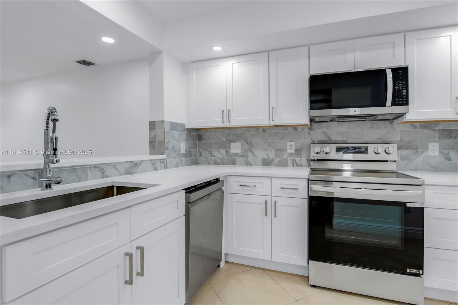 Property photo # 4