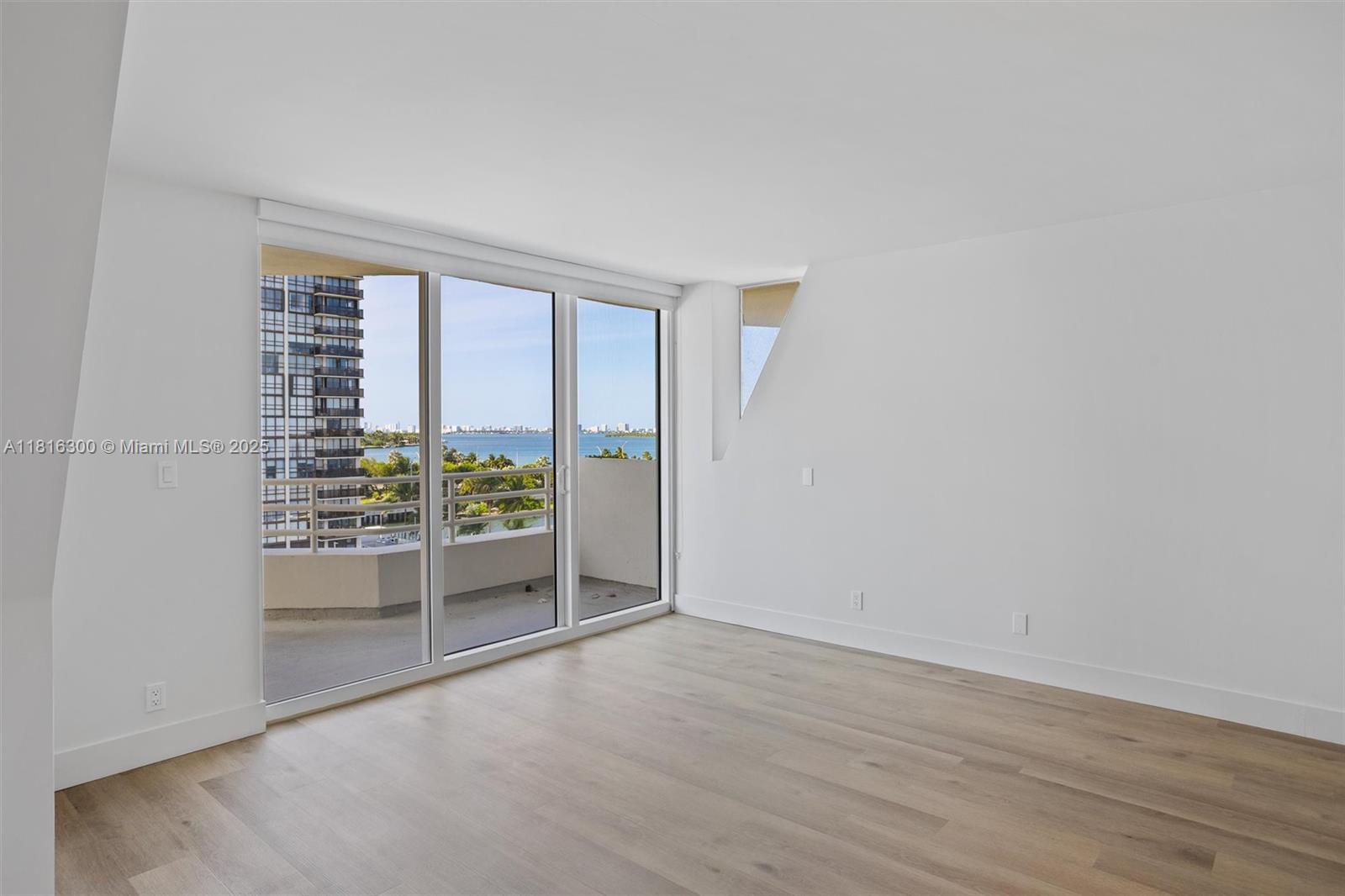 Property photo # 4