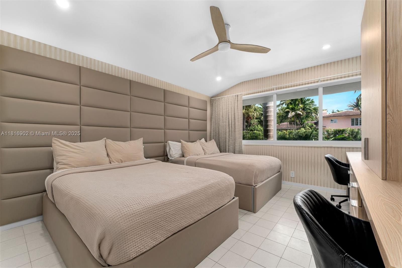 1250 NE 87th St, Miami, Florida image 37