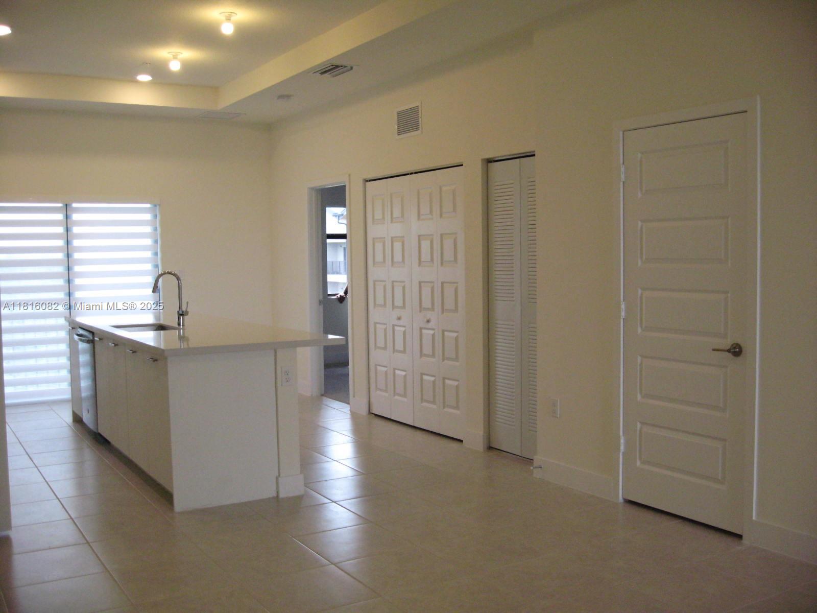 8055 NW 104th Ave #32, Doral, Florida image 10