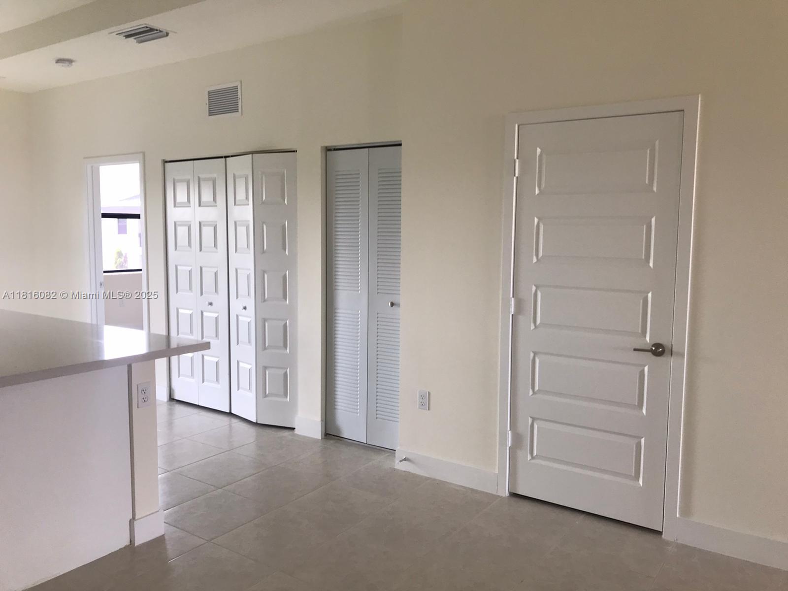 8055 NW 104th Ave #32, Doral, Florida image 12
