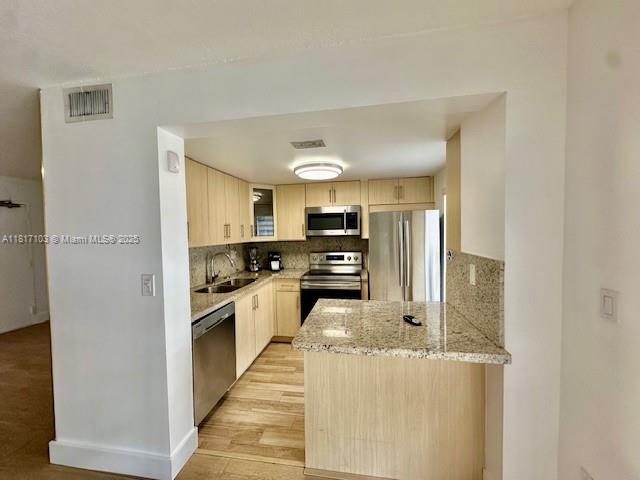110 Salamanca Ave #207, Coral Gables, Florida image 14