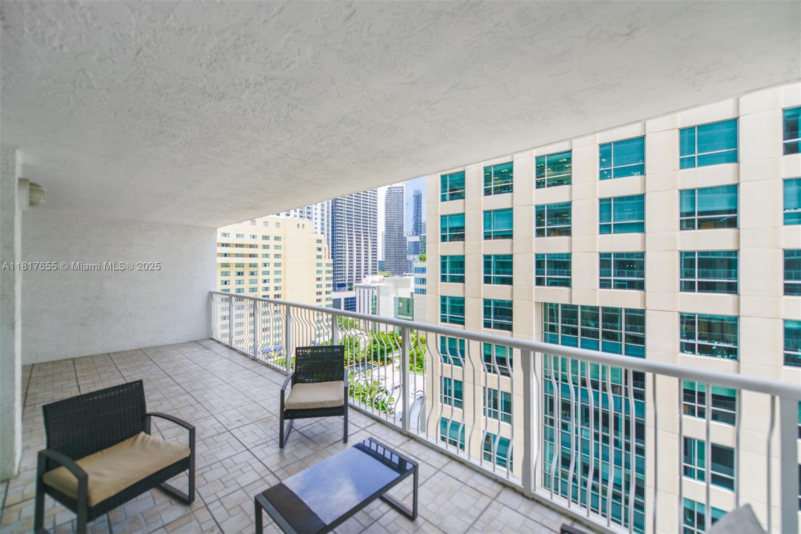 1200 Brickell Bay Dr #2112, Miami, Florida image 17