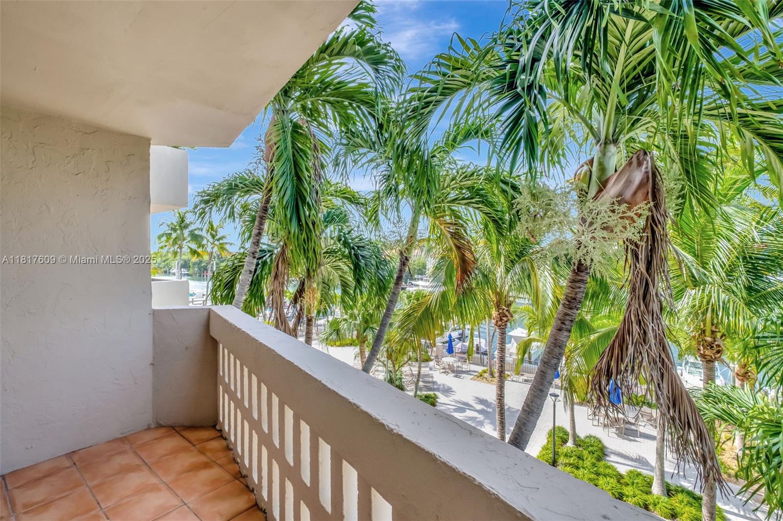90 Edgewater Dr #327, Coral Gables, Florida image 35