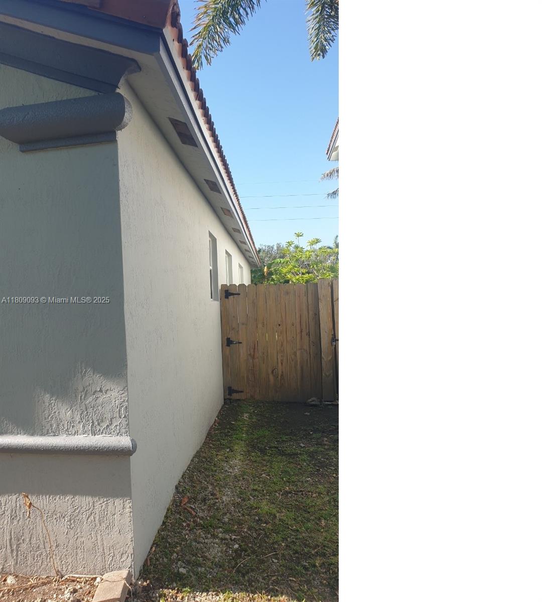 Residential, Homestead, Florida image 6