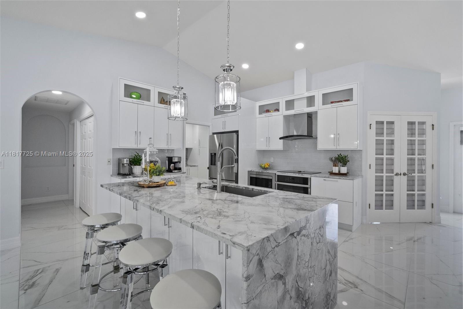4524 Sw 9th Pl, Cape Coral, Florida image 2
