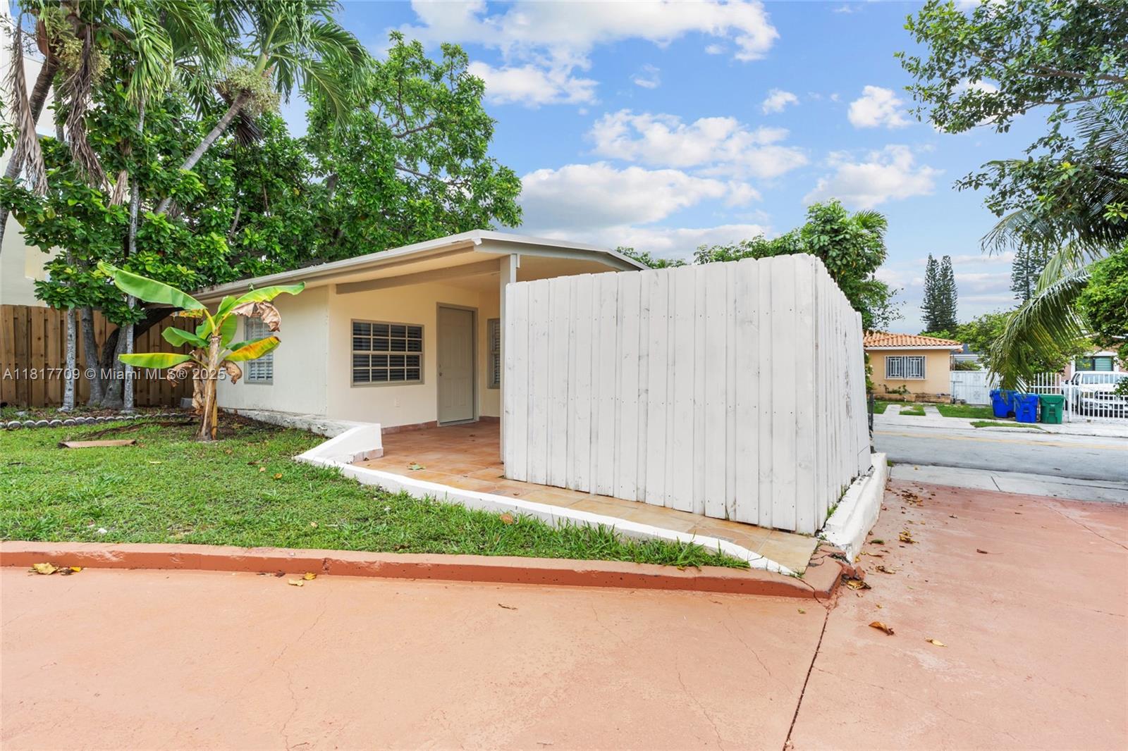 2385 SW 17th St, Miami, Florida image 28