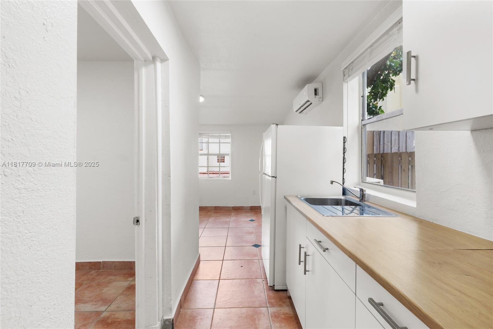2385 SW 17th St, Miami, Florida image 31