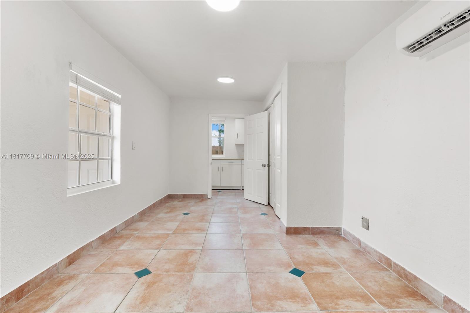 2385 SW 17th St, Miami, Florida image 45