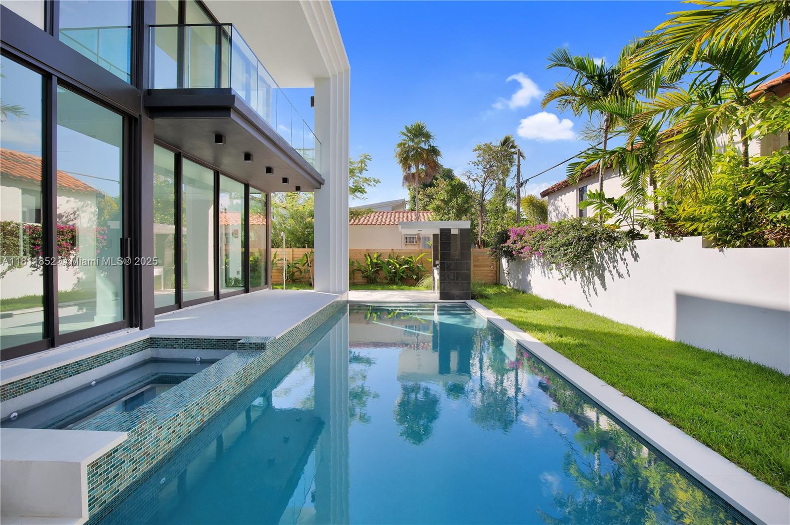 5630 Pine Tree Dr, Miami Beach, Florida image 43