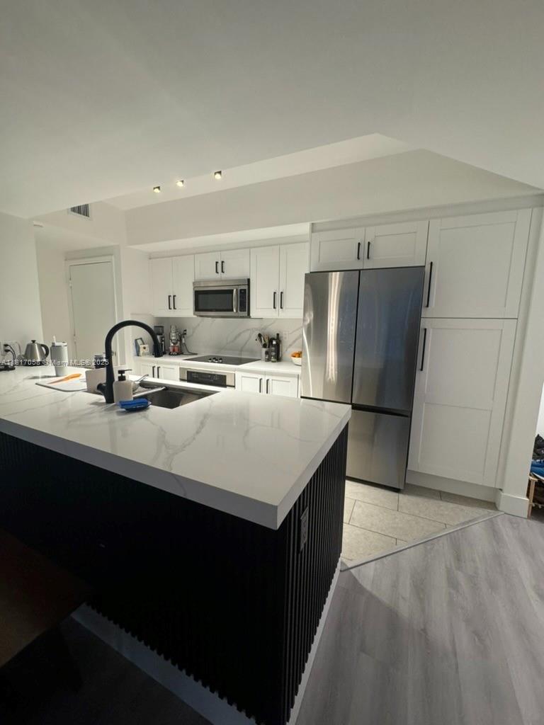 Property photo # 7