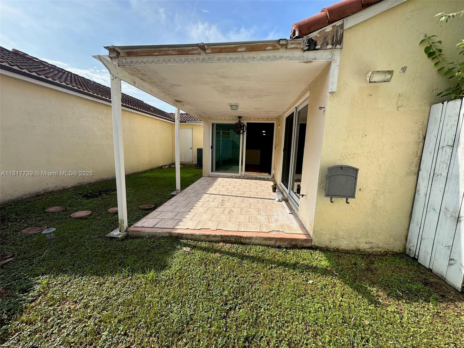 17253 NW 6th Ct, Pembroke Pines, Florida image 6