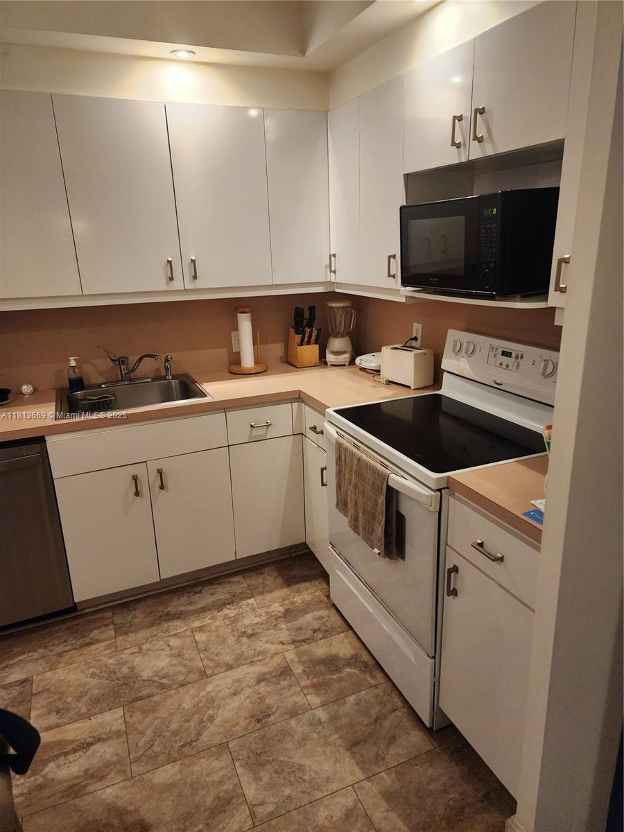 Property photo # 2