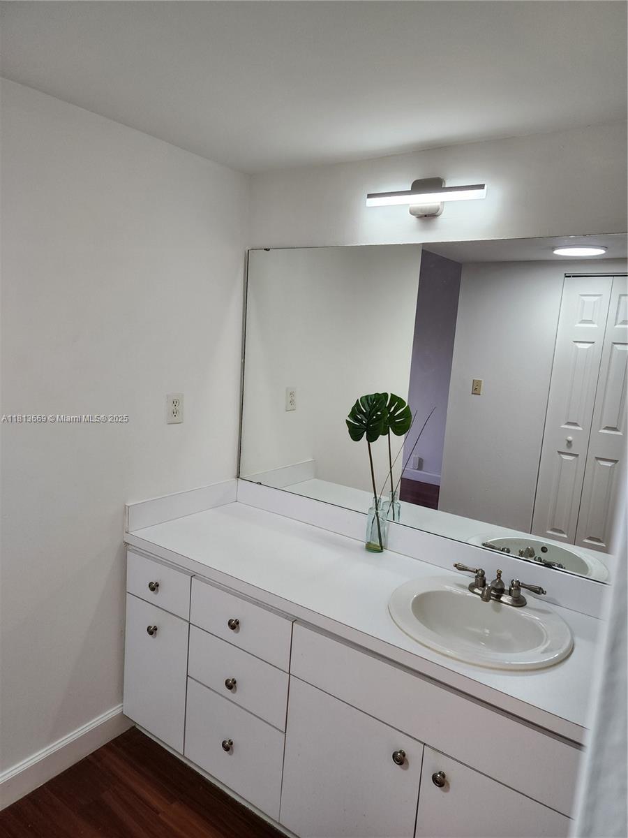 Property photo # 6