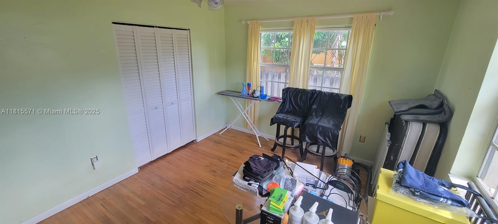 3325 Alton Rd, Miami Beach, Florida image 13
