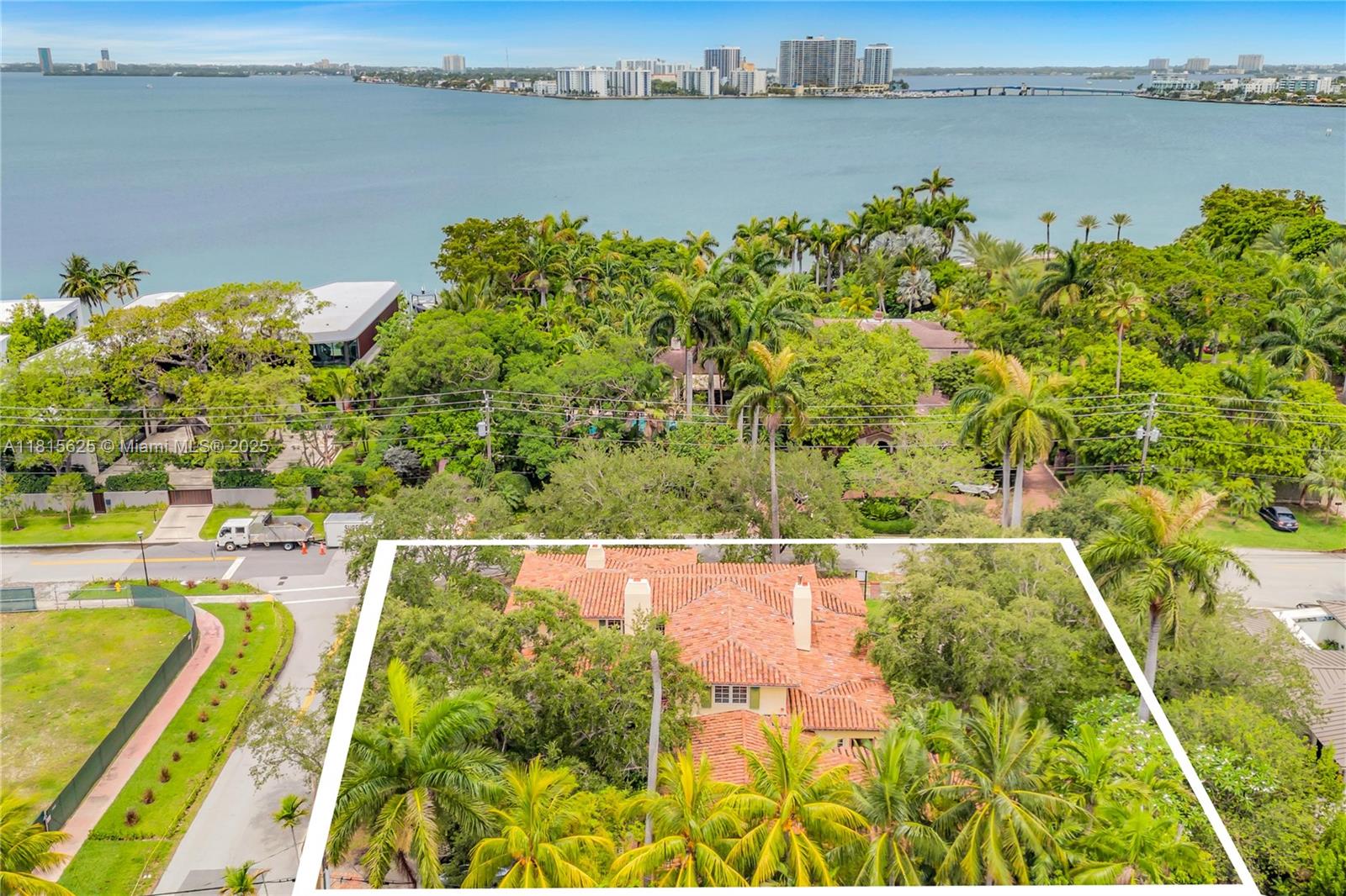 5905 N Bay Rd, Miami Beach, Florida image 13